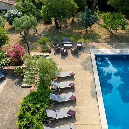 Maison Vigneronne-piscine Et Vignes Trèbes
